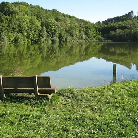 Apartament Attractive In Eifel With Paved Garden